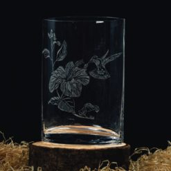 🌺 Vase ovale en verre gravé – Fleur et colibri